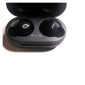 Bluetooth wireless headphones